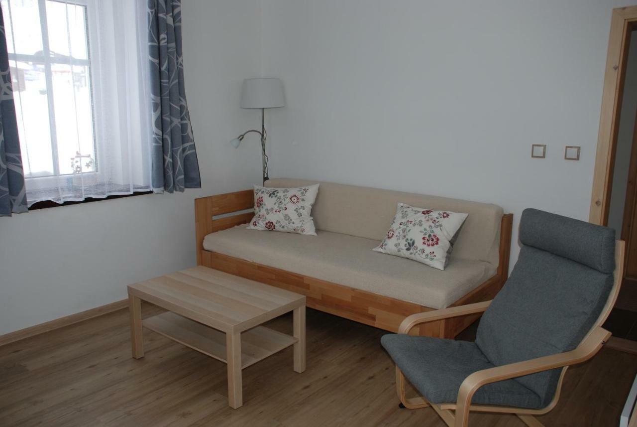Apartman Raketa Pernink Exteriör bild